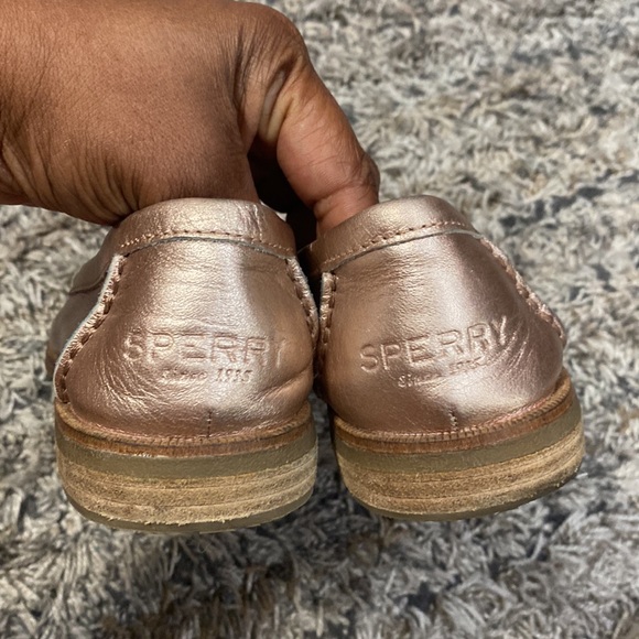 Sperry metallic all leather Rosegold loafers size 7 women’s - Picture 6 of 10